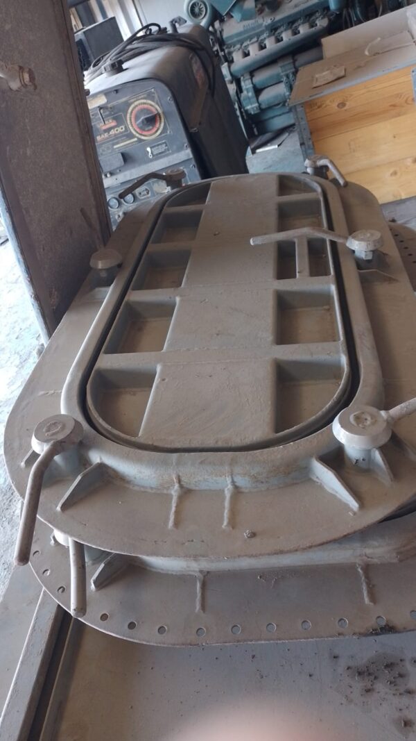MARINE DOORS